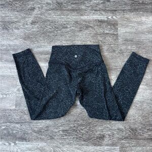 Patterned Lululemon Leggings.